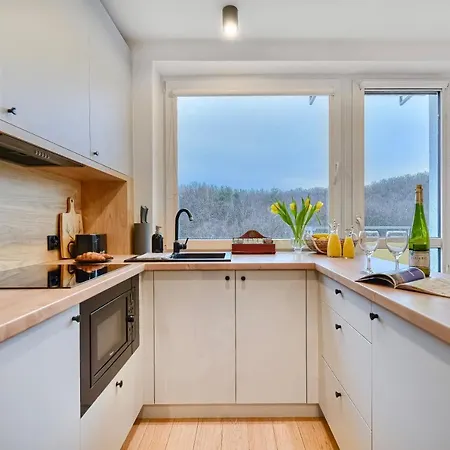 4 Pory Roku Przy Plazy Z Widokiem Na Morze *